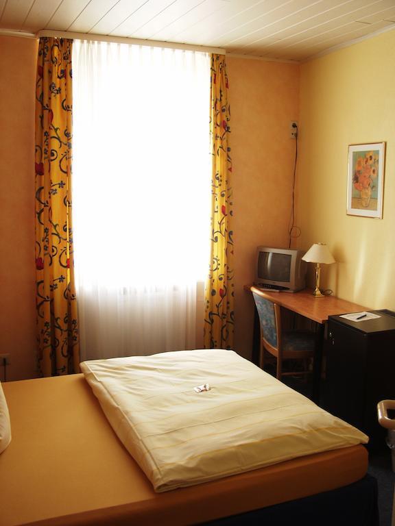 Hotel Faber - Haag Вормс Номер фото